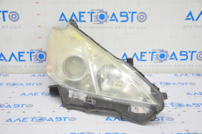 Far dreapta față Toyota Prius V 12-14, gol, halogen, neslefuire, cu suportul rupt