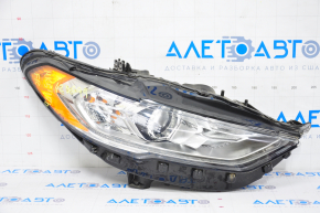 Farul din față dreapta complet asamblat pentru Ford Fusion mk5 17-20, cu halogen și DRL.