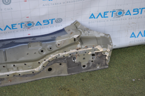 Panoul din spate al Nissan Rogue 14-20, albastru