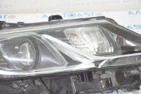 Far dreapta față Toyota Camry v70 18- complet LED, nisip