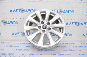 Roată de 17 inch pentru Toyota Camry v70 18- cu o bordură ușoară.