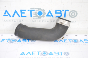 Furtun de aer stânga VW Tiguan 09-17 către intercooler.