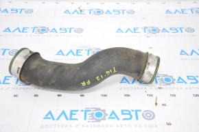 Furtun de aer dreapta pentru VW Tiguan 09-17 pe intercooler.