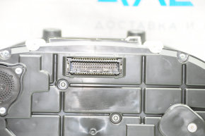 Panoul de instrumente al Subaru Legacy 15-19 cu afișaj mediu, suportul este rupt