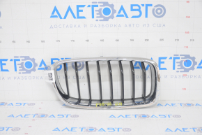 Решетка радиатора grill правая BMW 3 F30 4d 12-18