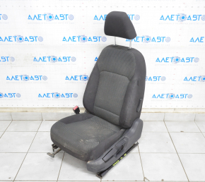 Scaun șofer VW Passat b8 16-19 SUA fără airbag, material textil negru, manual, încălzit, necesită curățare chimică.