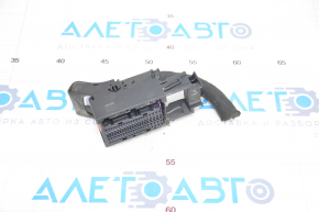 Фишка на блок ECU компьютер двигателя VW Passat b8 16-19 USA правая