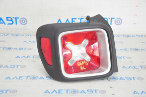 Lampa stânga Jeep Renegade 15-18 pre-restilizare, cu ramă gri.