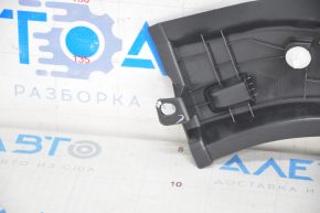 Capacul arcului stâng BMW X3 F25 11-17 spate, negru, zgârietură, prindere ruptă