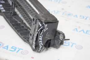 Jaluzele deflectorului radiatorului Toyota Prius 50 16- cu motor, rupte