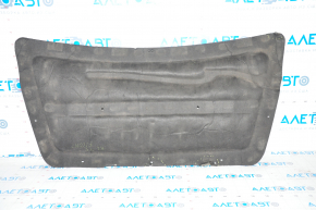 Izolarea capotei Jeep Cherokee KL 14-18 se desprinde.