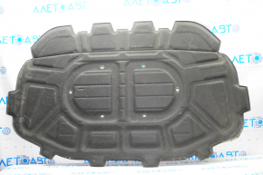 Izolarea capotei Audi Q7 4L 10-15 se desprinde.