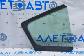 Стекло двери треугольник заднее левое Kia Forte 4d 14-18