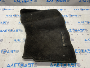 Covorul din fața salonului dreapta Mitsubishi Outlander 14-21, material textil negru, pentru curățare chimică.