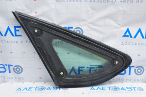 Geamul lateral din spate dreapta cu geam opac pentru Ford Fusion mk5 13-20, două cromuri, zgârieturi pe crom