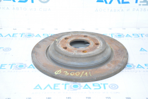 Placă de frână spate stânga Ford Escape MK4 20- 300/11mm ruginită.