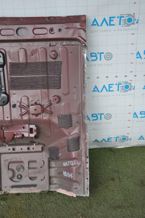 Capacul portbagajului Chevrolet Volt 16 - roșu