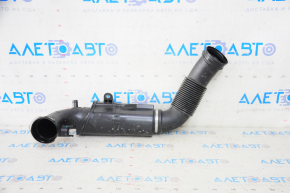 Conductă de aer cu rezonator pe colectorul BMW X1 F48 16-22 B46