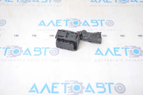 Modulul ECU al motorului Audi Q5 8R 09-17 2.0T este defectuos.