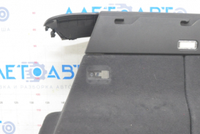 Capacul arcului drept Audi Q5 8R 09-17 negru, prindere ruptă, lipsă dop de protecție