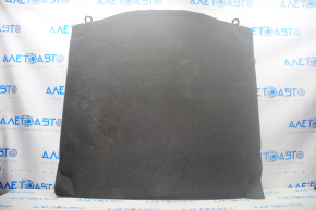 Capacul portbagajului Ford Focus mk3 11-18 4d negru, rupturi, necesită curățare chimică.