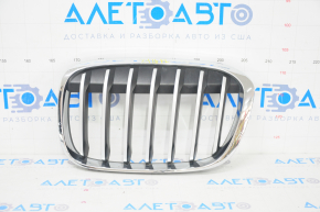 Решетка радиатора grill левая BMW X1 F48 16-19 X-line серая решетка, песок