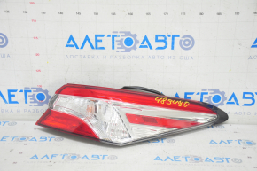 Lampa exterioară aripă dreapta Toyota Camry v70 18- fără capacete