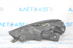 Фара передняя правая в сборе Audi A4 B9 17-19 ксенон+LED, слом креп, песок