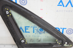 Fereastra din sticla opaca din spate dreapta Audi A4 B8 08-16 sedan sub ornamente negre, suport rupt