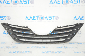 Решетка радиатора grill Toyota Camry v40 07-09 hybrid, хром, надломаны соты, песок, царапины