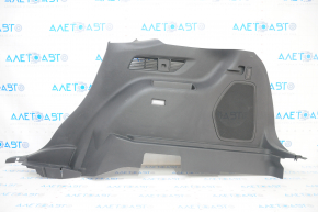 Capacul arcului drept Ford Edge 15- negru, subwoofer, zgârieturi, plastic decolorat.