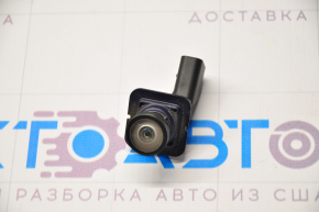 Camera de vizionare spate pentru Ford Focus mk3 11-18, cu un ciob în geam.