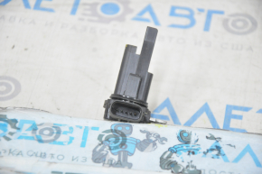 Расходомер воздуха Toyota Sienna 11-16 3.5