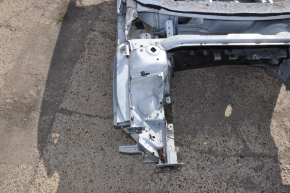 Partea din față dreapta a Ford Fusion mk5 13-20 cu suport, pe caroserie, albă