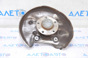 Butucul cu flanșă și capac spate stânga Audi A4 B9 17- FWD, tip butuc 2, capac pentru disc de 330 mm.