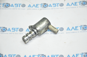 Regulatorul de presiune a uleiului Audi A4 B8 08-16 2.0T