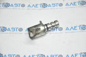 Regulatorul de presiune a uleiului Audi A4 B8 08-16 2.0T