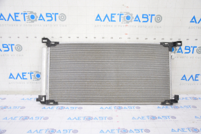 Radiatorul condensatorului de aer condiționat Lexus UX200 19-