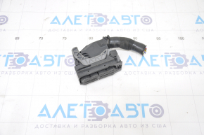 Фишка на блок ECU компьютер двигателя Lexus UX200 19- большая