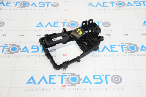 Capacul schimbatorului Audi A4 B9 17- zgarieturi pe crom