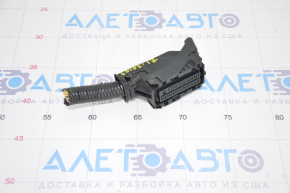 Фишка на блок ECU компьютер двигателя Buick Encore 13-19 черная