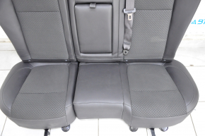 Rândul din spate al scaunelor, al doilea rând Buick Encore 17-19 negru, piele și material textil combinat