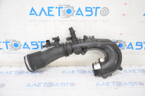 Tubul de admisie pentru turbina dreapta Mercedes CLA 250 14-19 cu senzor.