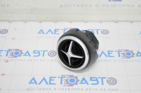 Deflectorul de ventilație frontal stânga Mercedes CLA 14-19