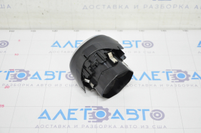 Deflectorul de ventilație frontal stânga Mercedes CLA 14-19