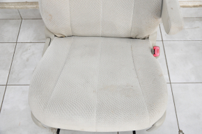 Scaun pasager Toyota Sienna 11-14 fără airbag, manual, din catifea, bej, necesită curățare chimică.