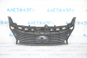 Решетка радиатора grill Lexus ES300h ES350 13-15 дорест со значком, трещина на значке, слом креп, песок