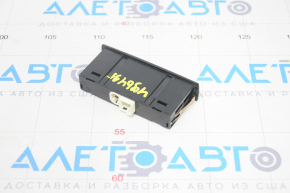 USB plug Carplay interface Mercedes GLA 14-20 царапины