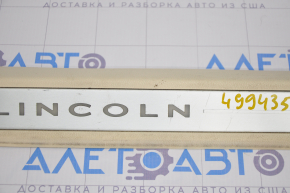 Capacul pragului din față dreapta Lincoln MKC 15- bej cu iluminare, zgârieturi