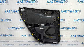 Capacul ușii cardului din spate dreapta Ford Escape MK4 20-22, material textil negru, zgârieturi, prindere ruptă.